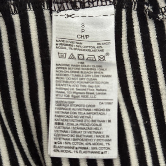 GAP Knit Pencil Skirt - Picture 4 of 4